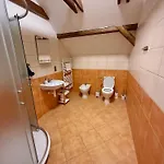 Ξενοδοχείο Zamek - The Old Yard 4*