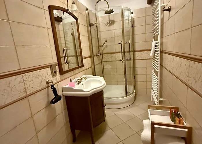 Zamek Rychvald - The Old Yard Rychvald Ostrava